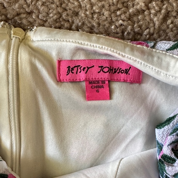 Betsey Johnson One Shoulder Floral Dress in Pink and Green - Picture 2 of 5